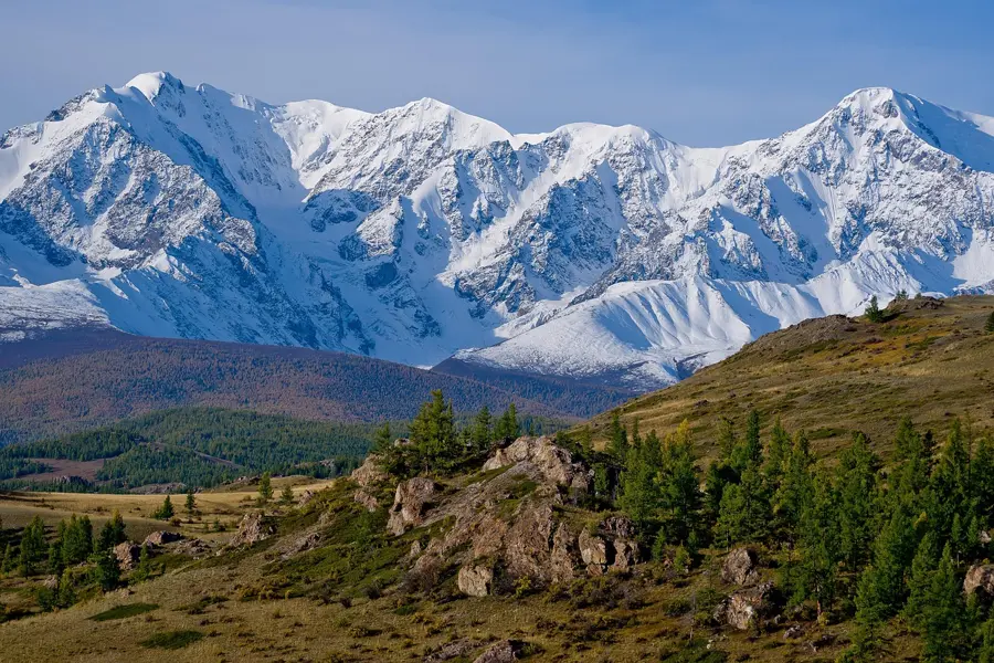 accessible walking path with mountain view Altai stroller