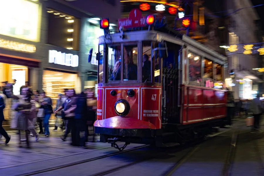 crypto card savings Istanbul Turkey payment public transport