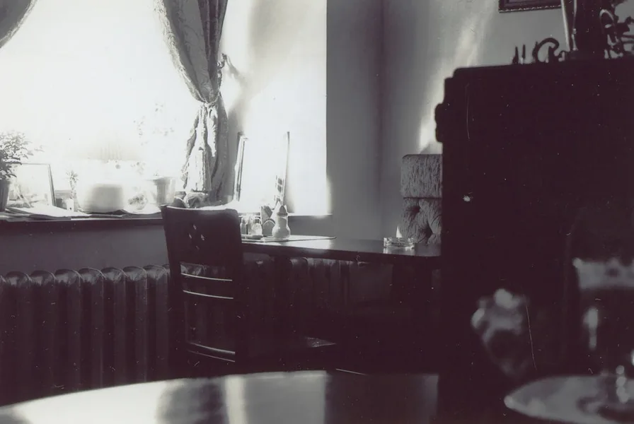 baby friendly cafe Interior Saint Petersburg with play corner high chairs
