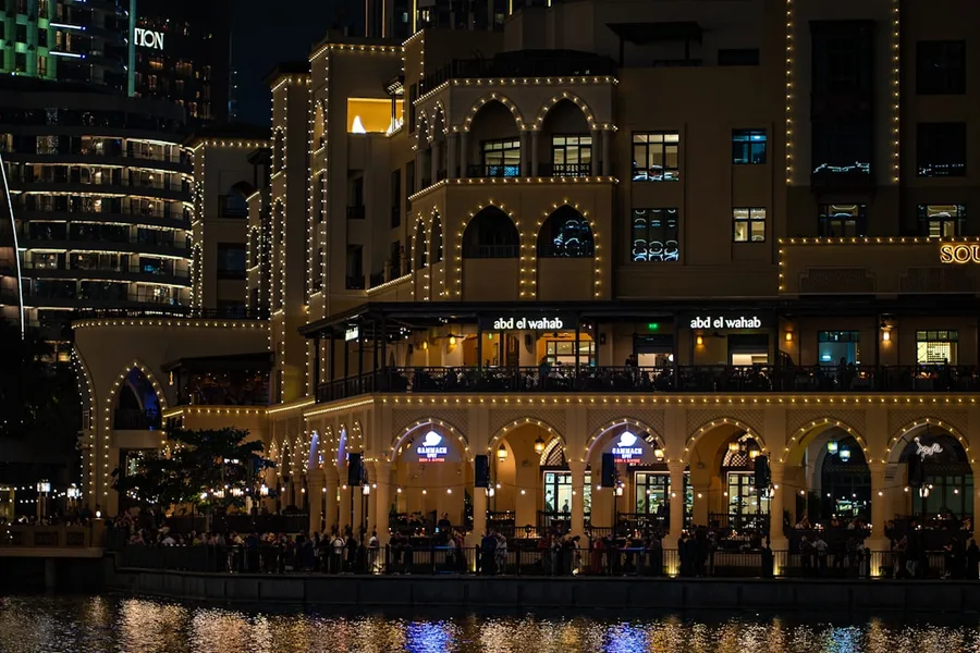 hidden taxes service charge restaurant bill Dubai Kotor Montenegro