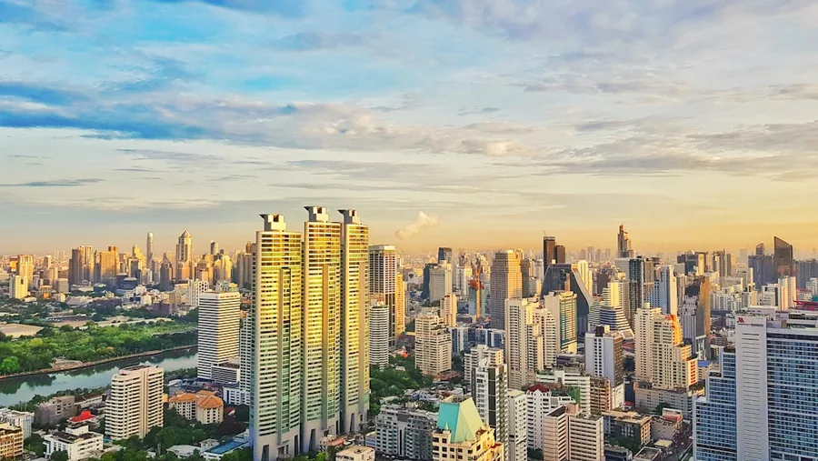 luxury couple budget transport savings Bangkok cheap