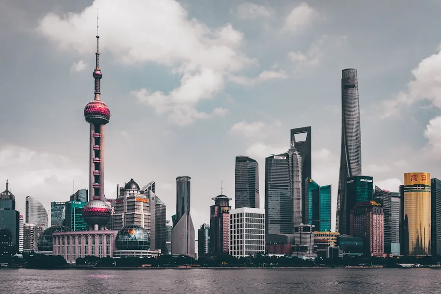 Budget hotel in Shanghai near free transit zone for 144 hour visa-free travelers China