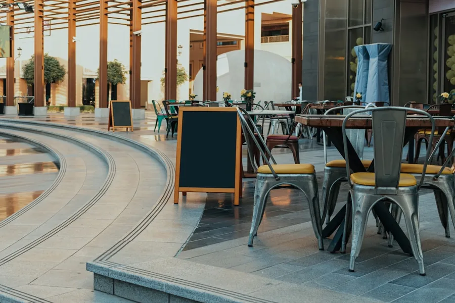 credit card payment terminal Dubai restaurant UAE Kotor Montenegro