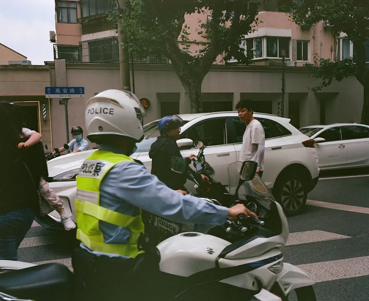 no photography police China
