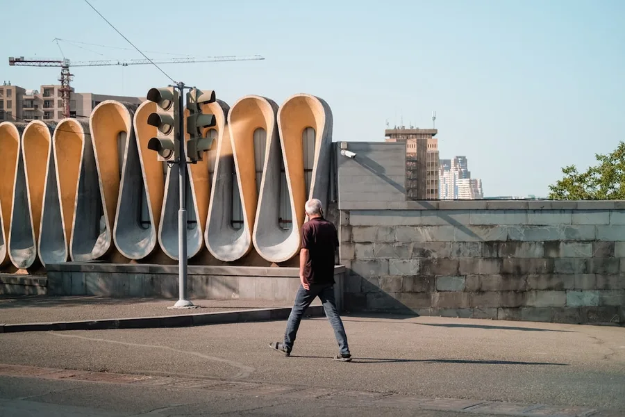 budget traveler Yerevan walking tour smartphone audioguide savings