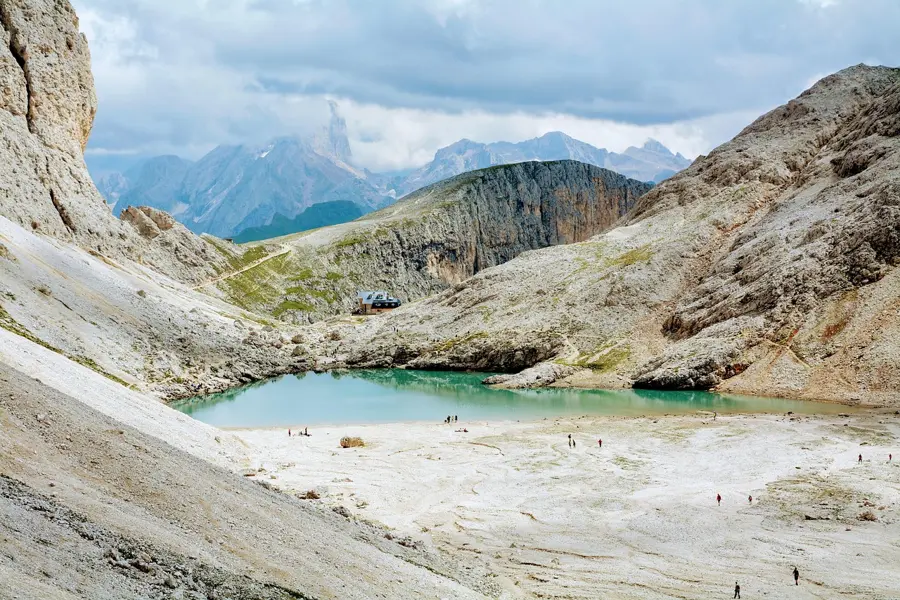 Sary-Chelek lake hiking trail Kyrgyzstan