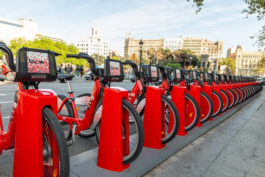 Автомат по продаже билетов в метро Барселоны