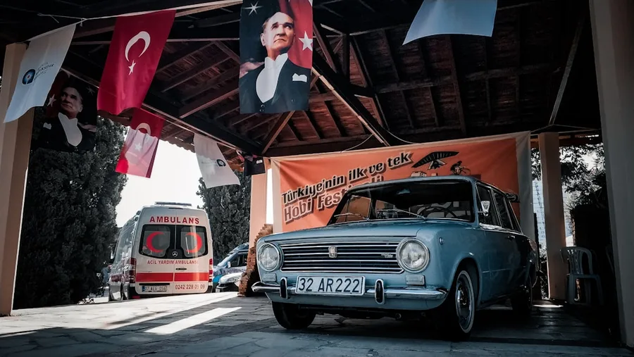 Antalya Museum Pass card and Turkish lira banknotes cost 2027