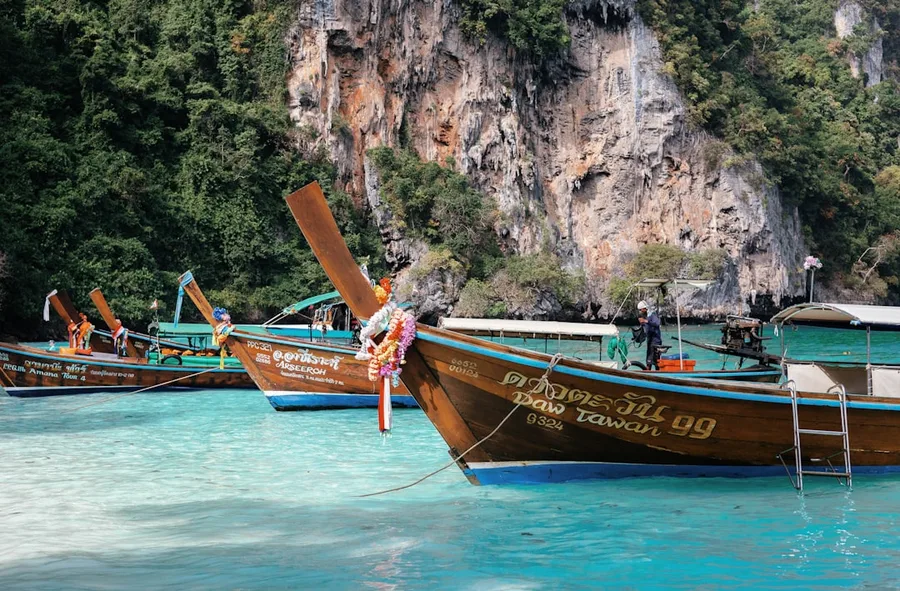 Phuket Thailand rental contract deposit receipt
