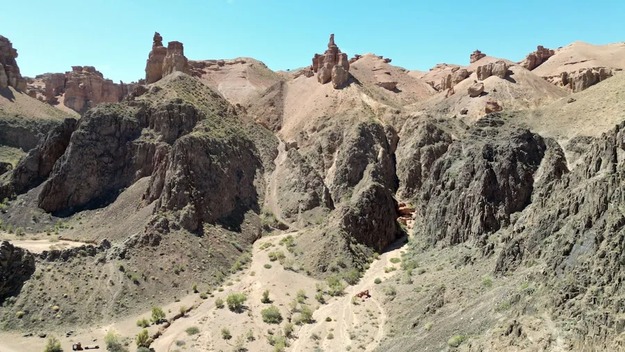 Bozzhira tract Kazakhstan trekking no fees off-road Aktau Kazakhstan