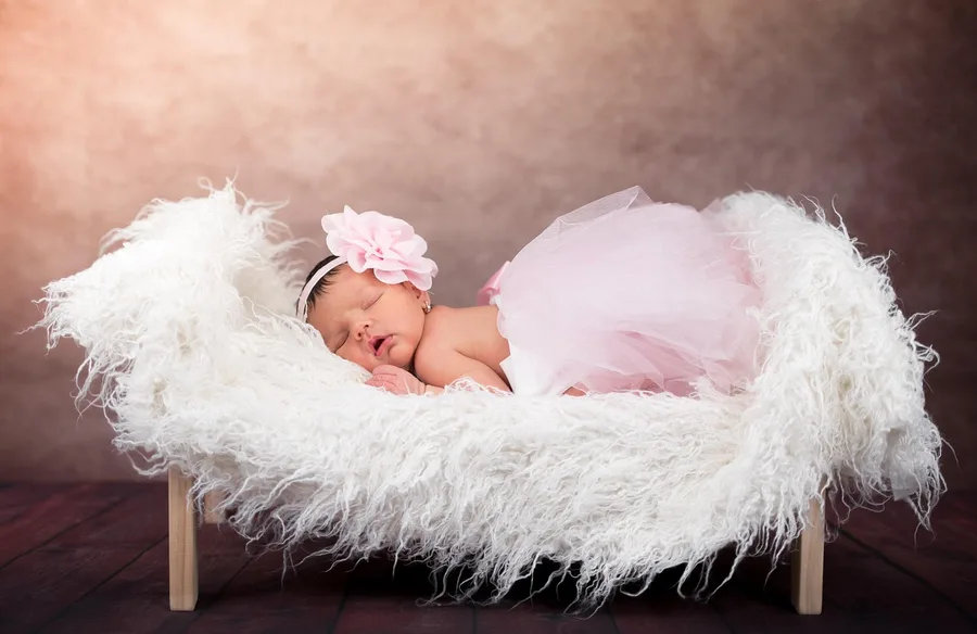 baby crib rental Antalya Turkey outside hotel