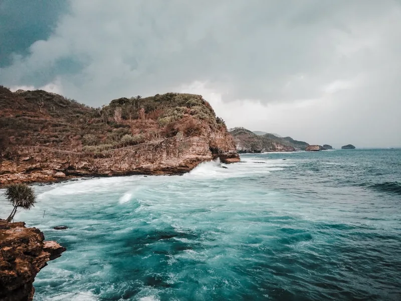 Suluban Beach Uluwatu Bali Indonesia