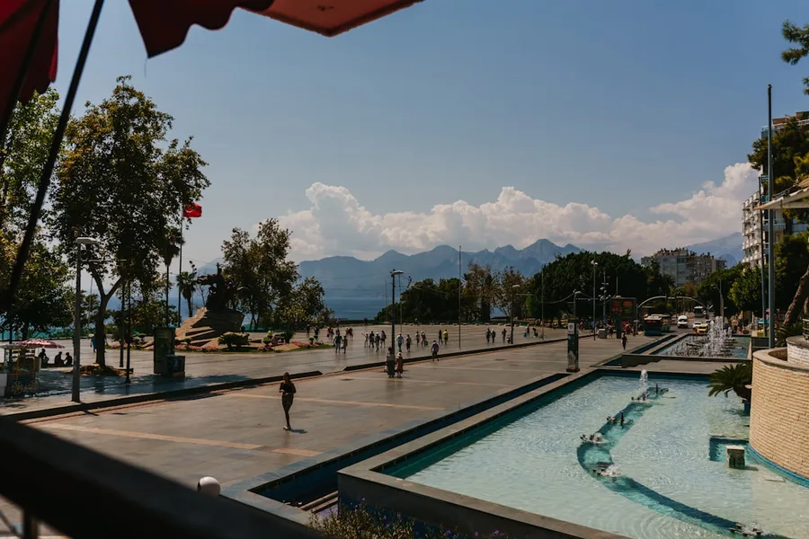 free business lounge access Antalya Airport Turkey budget winter 2027