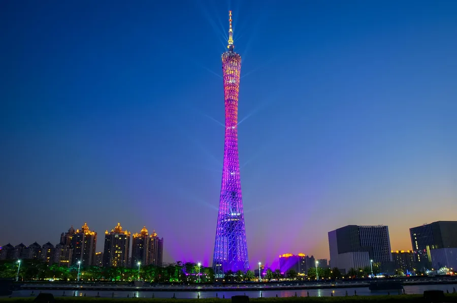 crypto payment terminal Oobit luxury store Guangzhou China