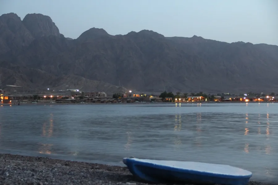 Dahab seaside promenade cafes solo traveler Egypt Sharm el-Sheikh Egypt