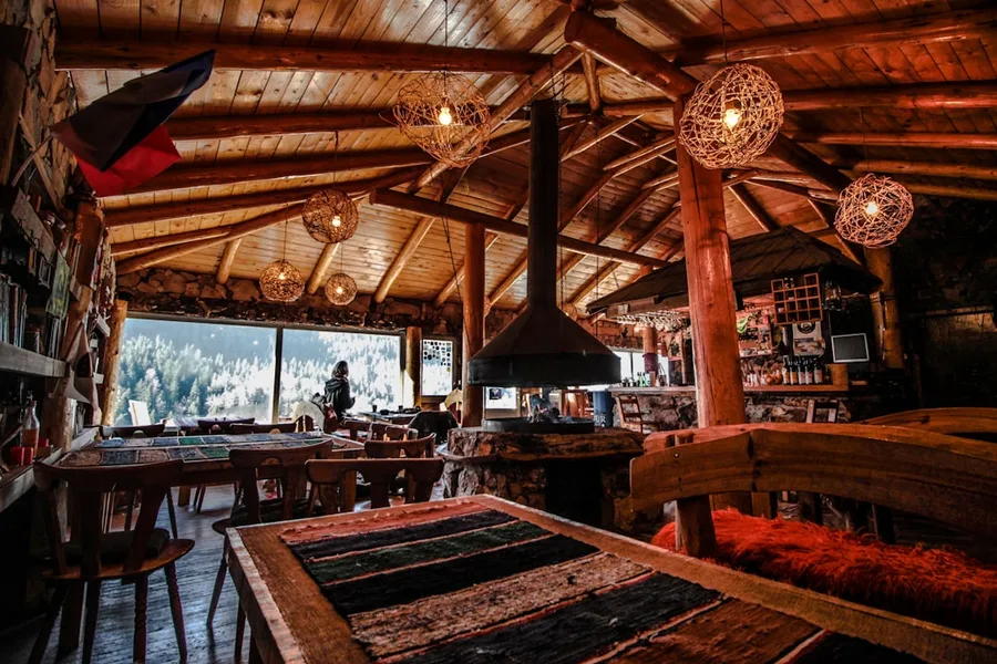 freelancer working on laptop in cafe Canggu Bali Kotor Montenegro