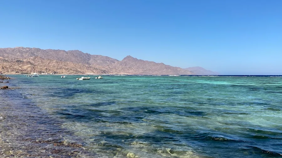 Dahab Blue Hole solo diver Egypt Sharm el-Sheikh Egypt