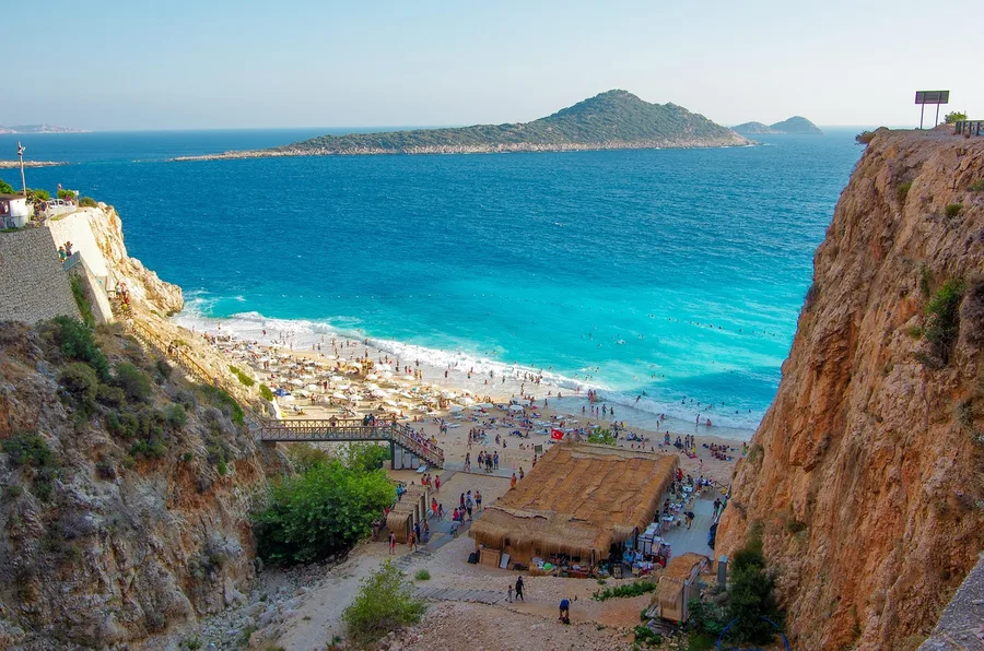 BlaBlaCar app in Turkey airport transfer Antalya Kemer Oman