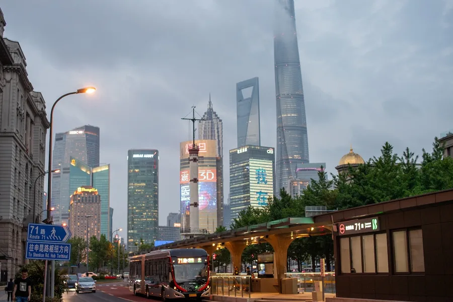 metro public transport Shanghai China budget travel