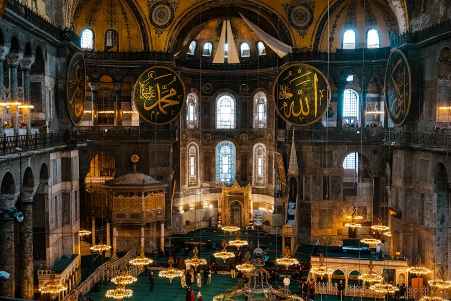 Istanbul restaurant bill hidden charges service fee bread water