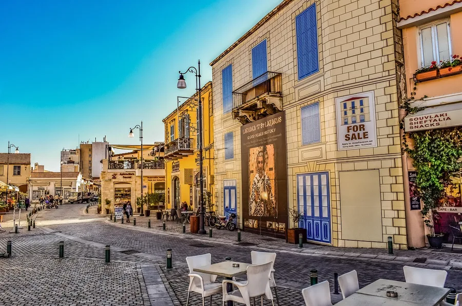 Larnaca old town exchange office bad rates tourist trap Cyprus Kotor Montenegro