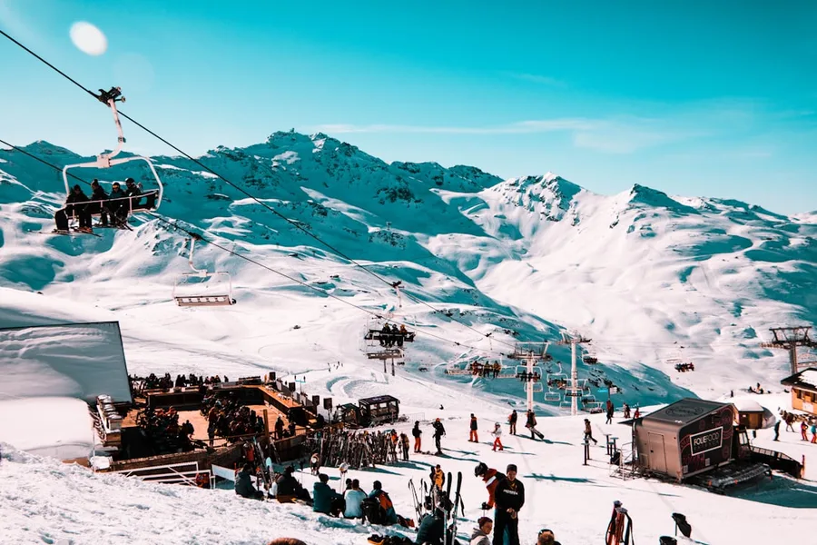 group-buy ski lift ticket Chinese app discount 2027