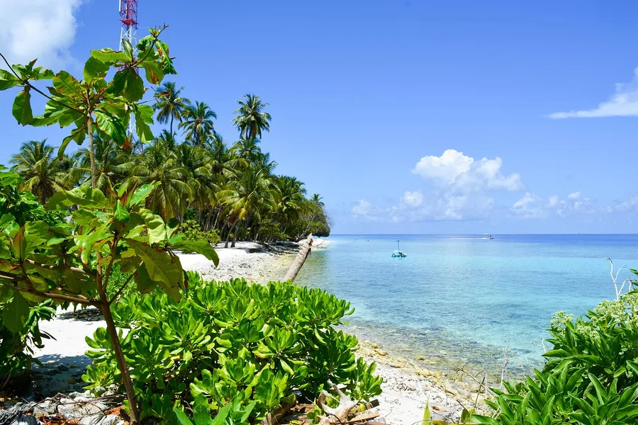 Manta Air domestic flight Dharavandhoo Baa Atoll Maldives Kos Greece